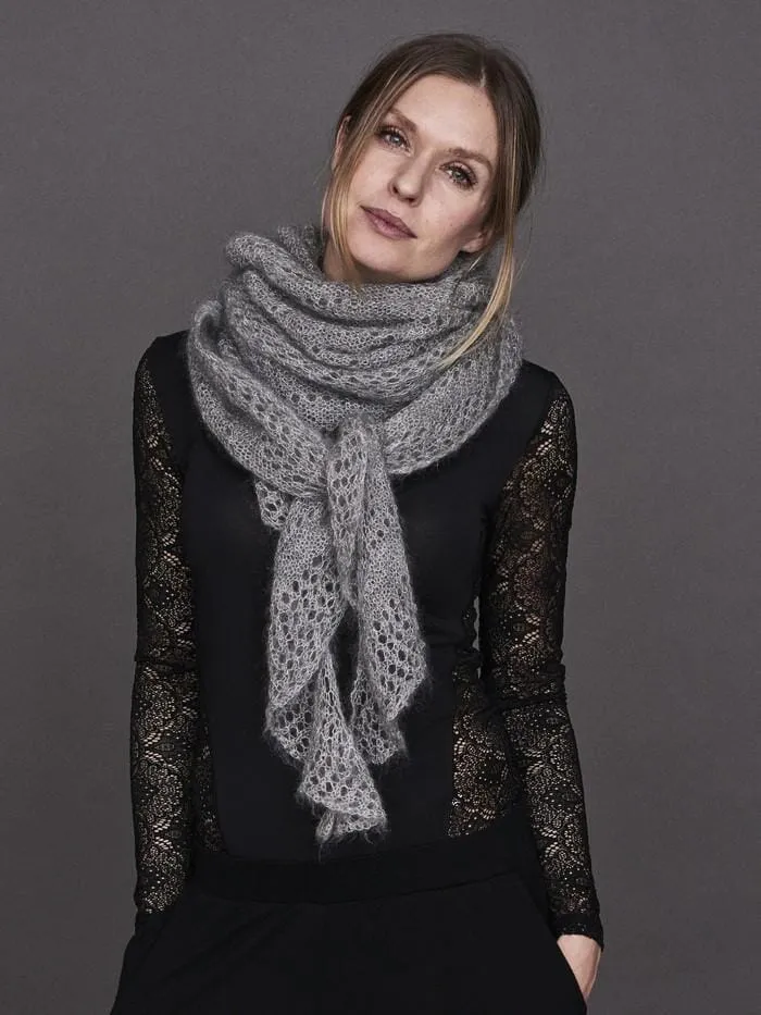 Sky-Inspired Cloud Shawl by Önling - Elegant Knitting Pattern for Cozy Wraps